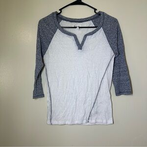 Aeropostale Heathered Blue and White Top